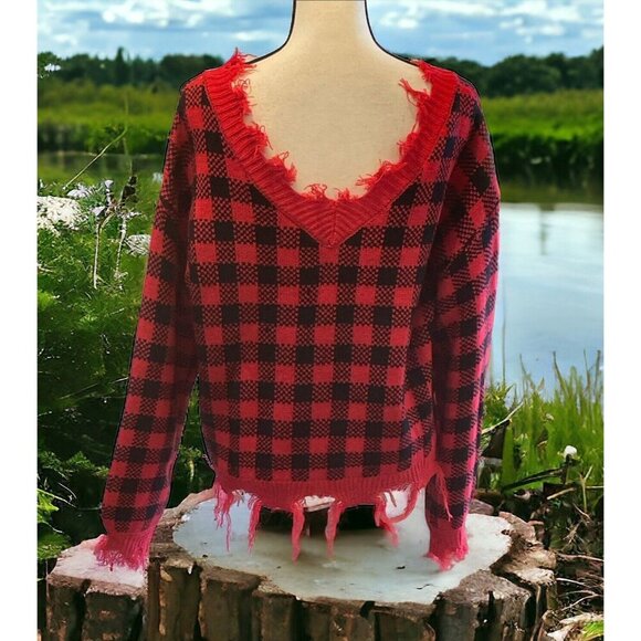 Derek Heart Distressed Cropped V Neck Sweater Junior Size L Plaid Candy Cane - Picture 15 of 16